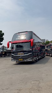 198K views · 4.1K reactions | Duo bus kembar siam alhijrah殺new generasi chapunk pamer basuri #alhijrah #bus #volvo #padang #bussumbar #basuri | Reel bus Indonesia | Facebook