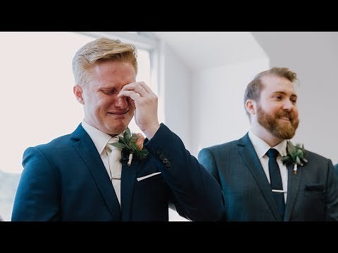 Emotional Groom Cries Tears of Joy When He Sees His Beautiful Bride Enter the Wedding Ceremony