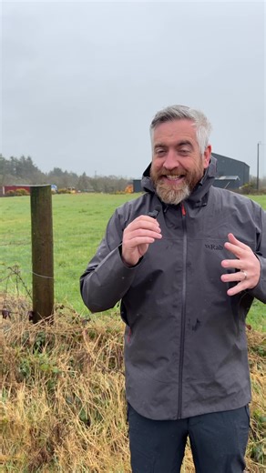 Dunmanway is getting a new fire station! My department has just provided €3 million to Cork County Council to provide a new fire station at Brookpark. This is great news for Dunmanway and the whole of West Cork! The Dunmanway Brigade respond to an average of 101 incidents annually, broken down to 35 turnouts to fires, 55 turnouts to special service incidents (e.g. road traffic collisions) and 10 false alarms. The current Fire station was first opened in 1948, and has only one bay station, no des