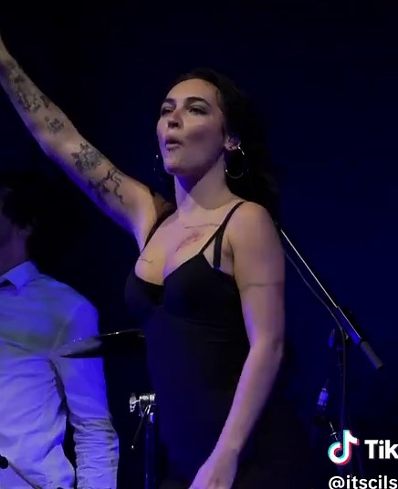 Cil's Vocals: Bring Back the Live Concert Experience