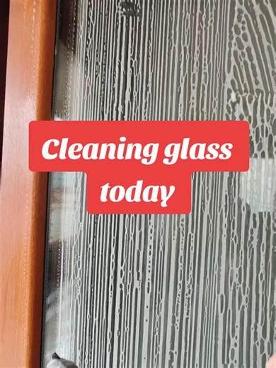 Effective Techniques for Cleaning Glass Surfaces