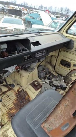 Volkswagen T3 Van Junkyard Find #junkyard #automobile #abandoned #volkswagen #1980s #vanlife