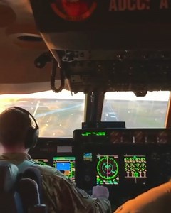Cockpit video of a C-5. Looks like they are 50 feet when the CF-6 box calls 10 feet!! 🤣🤣 . . Thanks for the video @topher_zane | Combat Learjet