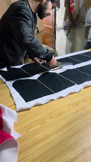 Everyday wear that customers come back for. 👕✨ We help clothing brands produce premium casualwear — tees, hoodies, joggers, and essentials — with reliable quality and scalable production. Your brand deserves a manufacturer that understands long-term growth. #ClothingManufacturer #ApparelFactory #GarmentProduction #FashionStartup #usaclothing | Salooni Corporation