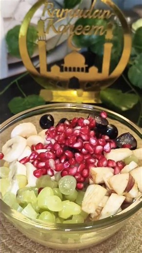 Fruit Custard Recipe ✨ | Ramzan Special #ramadan #food #recipe #youtubeshorts #iftar#fruitcustard