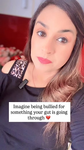 Sometimes bloating gets so bad that people think we’re pregnant — but it’s just our gut screaming for help! My client lost 7.5kg, gained her confidence back, and shut every bully with her transformation 💪 Remember — it’s not fat, it’s inflammation. And when you heal from the inside, everything changes 💫 #nomorebloating #guthealthmatters #confidence #weightlossjourney #simranchhatwal #bloating #bodytransformation #healingfrominside #wellnesswithsimran #phattprogram #healthyguthappyyou #realresu