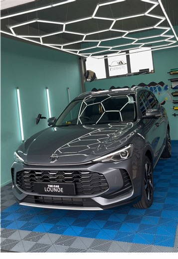 Premium Window Tinting for UV Protection and Clarity