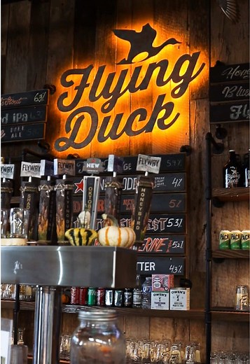 Enjoy Flying Duck Tasting This Fall Season