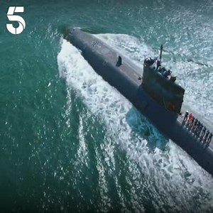 📆TONIGHT 9PM 📺CHANNEL 5 Watch HMS Trenchant as she goes on high alert due to a Russian submarine edging closer to the UK. Submarine: Life Under the Waves 🔗Find out more about tonight's episode here: http://ow.ly/Xgz650GcR5f | Royal Navy