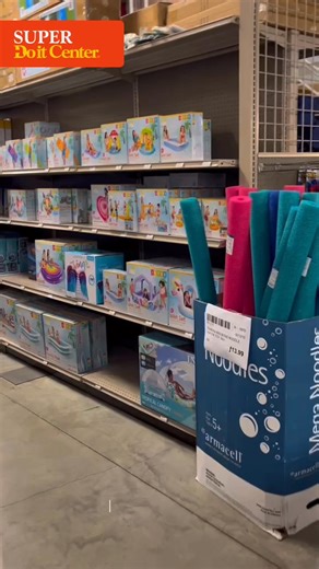 3.5K views | Dive into summer fun with our vibrant pool floaties at Super Do It Center! ️ Perfect for lounging in the sun or making a splash at your next pool party. Come grab yours and make a splash this season! #superdoitcenter | Do it Center Aruba | Facebook