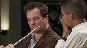 High notes on the flute and how to play them. Daily flute tip from Emmanuel Pahud More Pahud, more flute teachers and much more flute inspiration at www.playwithapro.com | Play with a Pro