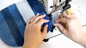 How to make recycled denim eyeglass case | Tutorial | Sewing | Easy #bag #online #diy #handmade #SisterQuilt #post #sewing | SisterQuilt