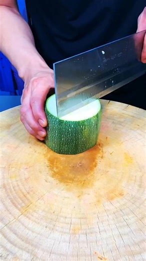 2.6K views | Cleaning up wizardry in action! 慄️✨ Who knew a glass cutter could make magic happen? #DIY #CraftingMagic | Ula Marylinda | Facebook