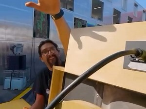 Floating Points 亲手打造了一套全新音响系统 🪩