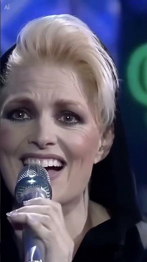 Anna Oxa È tutto un attimo a Sanremo 1986 ISCRIVITI per non perdere pezzi di storia #sanremo #musica