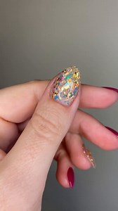 The beauty of doing Dip Gel is that you can combine your dip powders with gel liquids! 💅✨ Here’s how: 1. Prep your nails as you normally would. 🧼 2. Apply a thin layer of base gel and cure for 60 seconds under a UV light. 💡 3. Apply another thin layer of base gel, then dip your nails into your favorite dip powder. Cure for 1.5 minutes. 🎨 4. Repeat Step 3 if you want a bolder color (you should only need one dip for most colors). 🔄 5. Apply a thin layer of base gel and cure for 60 seconds aga