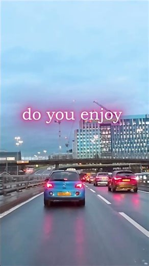 Peaceful drive in Glasgow after rain