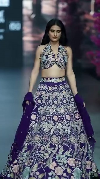 #fatimasanashaikh for One Infinite Presents ⁠Vika by Arvind Ampula on Day 4 of Lakmē Fashion Week in partnership with FDCI. #Oneinfinite_ #vikabyarvindampula I Love Lakme FDCI RISE Worldwide Reliance Brands Limited#UltimateFaceDefinition #OneInfiniteAtLakmēFashionWeekxFDCI #LakmēFashionWeekxFDCI #LFWxFDCI #LakmēFashionWeek #LFW #FDCI #oneinfinite #oneinfinite2024 #oneinfiniteproduction #lfwoneinfinite | Lakme Fashion Week