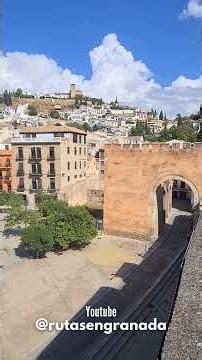 Granada desde las alturas: Plaza de la Merced, Puerta de Elvira y el Albaicín