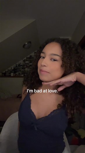 harmony (@harmonyspeakssometimes)’s video of bad at love halsey