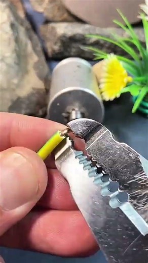 Simple Electric Wire Tutorial