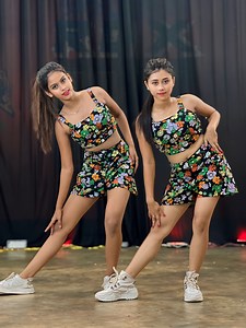 Thug Le Song🔥🔥 | Ladies vs Ricky Bahl | #RdxDanceAcademy Choreographer & Directors: Choreographer Subrata Chakraborty Performer: Santana,Misti Academy- Rdx Dance Academy . . #dancer #dancer #lovetodance #dancelover #LadiesVsRickyBahl #thugle #ranveersingh #anushkasharma #anushkasharmafc #dance #dancelife #dancechallenge #dance #dancereels #ᴅᴀɴᴄᴇʀᴇᴇʟs #reels #dancer #viraldance #viraldances #hotdance #hotdancer | Rdx Dance Academy