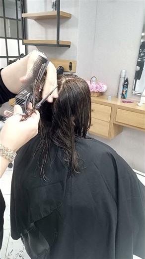 LAYERED HAIRCUT TUTORIAL.LAYER HAIRCUT STEP BY STEP.BEAUTIFUL LAYER HAIRCUT&HAIRSTYLE.