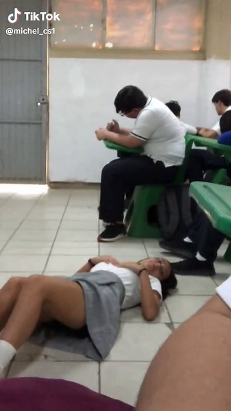 Vamos Mis Amores: Un Llamado Energético a la Diversión