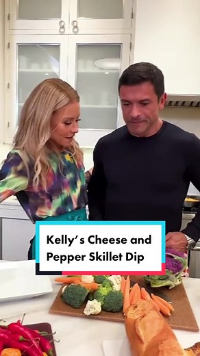 Kelly’s Cheese and Pepper Skillet Dip Recipe #KellyRipa #MarkConsuelos