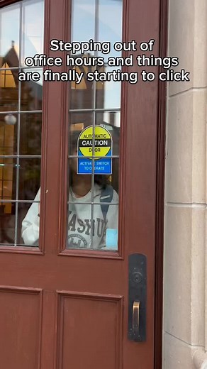 Academic weapons use their academic resources #washu #wustl #academics #college #officehours