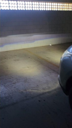 Outlander GT lighting with 6000k xenon bulbs and H11 mini projector.