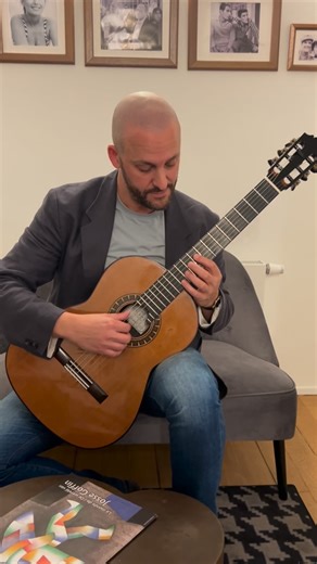 4.9K views · 384 reactions | What an introduction by Rodrigo! ✨ Can you recall other beautiful introductions in classical music? #juntoalgeneralife #tariqharb #classicalguitar #rodrigo #epic #intro #practice #concertprep | Tariq Harb | Facebook