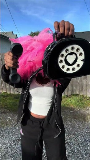 Monster high 💓 or Hello Kitty 💙? ‪@hottopic‬ #ootd #hellokitty #monsterhigh