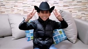 210K views · 10K reactions | Me preguntaron qué si aún te extraño...  Súbele a este bonito tema con Angel Daniel #TeViConEl #PuroRemex 鸞 Escucha su nuevo álbum aqui ▶️ https://orcd.co/todoquierosaber-all | Remex Music | Facebook