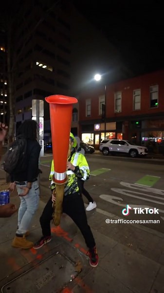 Random street jam. Tag these guys if you recognize them. #street #jam #partyvibes