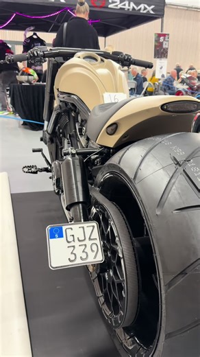 Harley Davidson Custom VROD Performance Showcase