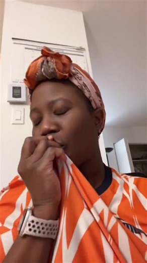 Par contre Aurelien poste le tuto du logobi stp