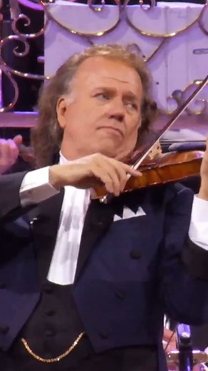 André Rieu | 'El Cóndor Pasa' live in Peru 🇵🇪 ✉️ Subscribe to Andre's newsletter: http://smarturl.it/rieu-subscribe | Instagram
