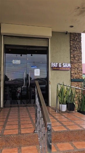 Cavite City's Favorite Pasalubong Spot Since 1950 ✨️ Discover the joy of bringing home something truly special with Pat and Sam Delicacies and Pasalubong. Their handcrafted treats are made with rich flavors, generous portions, and that irresistible homemade charm you won’t find just anywhere. 💯 Pat and Sam Delicacies and Pasalubong 📍Epza Diversion Road, Brgy Magdalo, Potol, Kawit, Cavite 📍506 Padre Pio, Caridad, Cavite City ⏰️ Open Daily (8:30am-9pm) Every product is thoughtfully prepared, pe