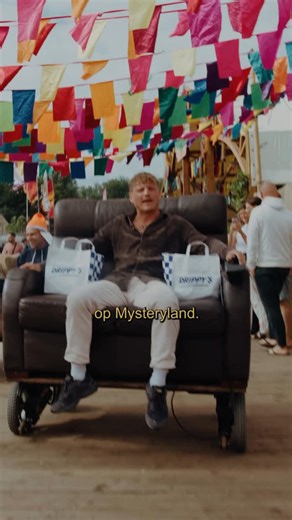 Mysteryland | Mornings at Mysteryland hit different especially when Kaj Gorgels shows up with a Drippy’s burger  | Instagram