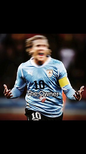 Editor on Instagram: "Forlan ☠️🔥 • Follow for more 👉 (@ehx.ftbl) ❤️ . . . . . . . . . . . . . . . . . . . . /#/ #diegoforlan #football #diegoforlán #uruguayfootball #manchesterunited #atleticomadrid #fcinternazionale #forlan #cristianoronaldo #lionelmessi #erlinghaaland #haaland #ronaldo #messi #forlán #freekick #goat🐐 #viral #video #music #footballedits #edits #fypシ #fyp #trend #explore #villareal #uruguay🇺🇾 #villarealcf"