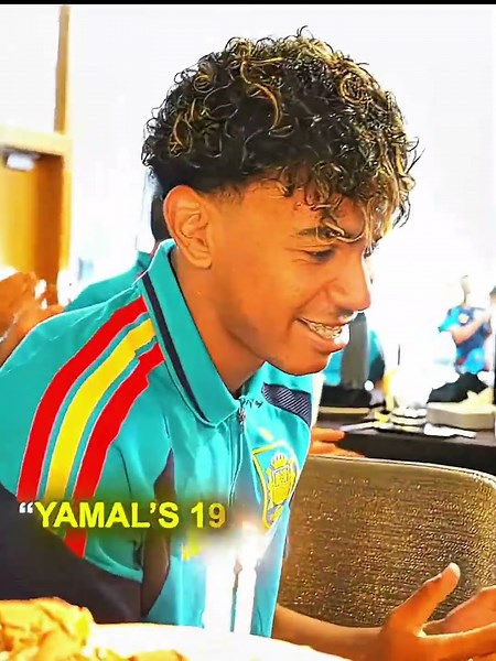 Yamal Finally Met His Idol 🔥