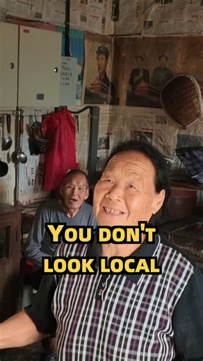 Chinese Aunty Thinks I'm a Local | Stu in China