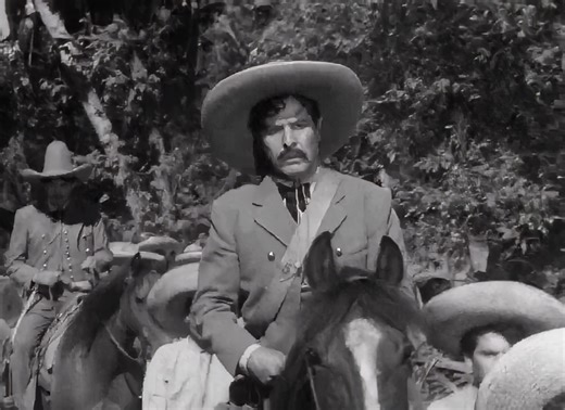 Alex North - Gathering Of The Forces (Film Version) (1952) "Gathering of the Forces," composed by Alex North for the 1952 film "Viva Zapata!," exemplifies his expertise in creating dramatic and suspenseful orchestral music for cinema. Unlike his other works that often incorporate jazz, this piece is purely orchestral, designed to underscore the film's depiction of the Mexican Revolution and Emiliano Zapata's leadership. North's composition enhances pivotal moments of tension and anticipation, mi