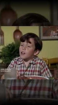 Meet the Bradys in the First Episode of The Brady Bunch! #bradybunch #shorts