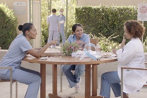 Black-Ish Season 7 Premiere: Heroic Measures — Plus, Grade It! - TVLine