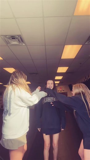 Pt 4 feat.Leila #danceclass | tik tok dance