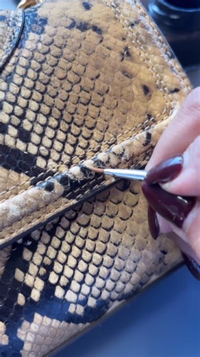 Fashion House on Instagram: "Color restoration on a python print bag. I will definitely get lost in these details! #restoration #bagrestoration #jordan #lovejo"