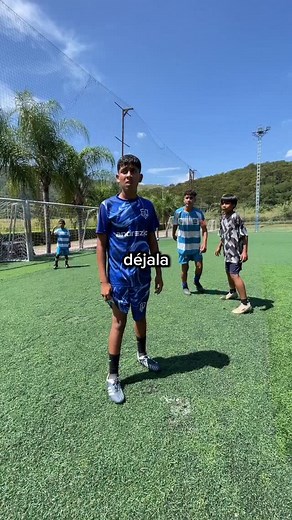 67K views · 732 reactions | Defensa Cancha: @laminasportpark . . #futbol #tips #professor #soccer #tecnica #clases #deporte #play #datos #sport #fut #entrenar #entrenamiento #estiramiento #training #venezuela | DT. Gabriel Villalba | Facebook