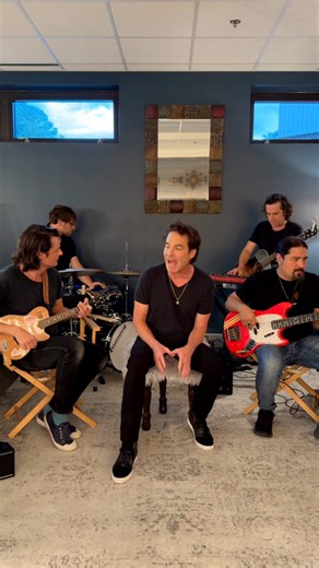 80K views · 3.4K reactions | Singing in dressing rooms ✅ | Train | Facebook